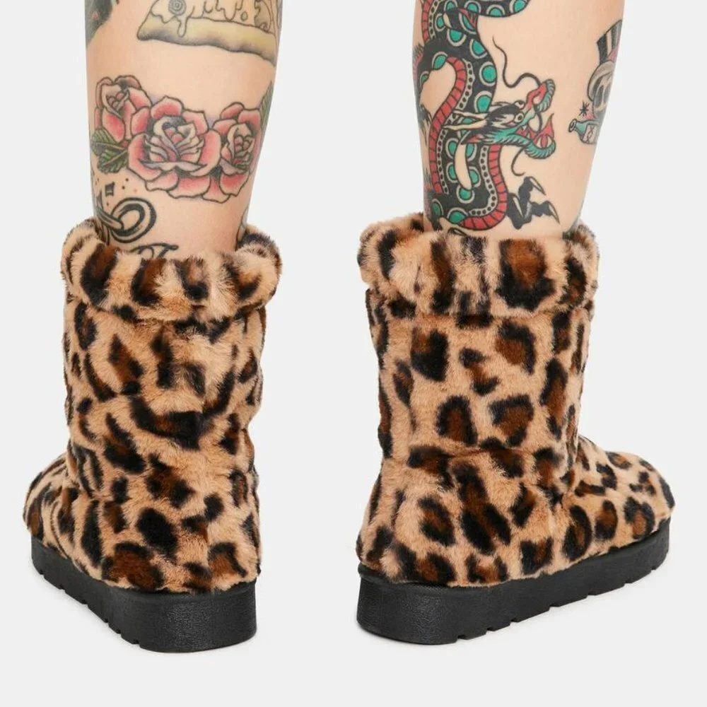 Leopard THE ANIMAL ON ME  Faux Fur Boots ( BRAND NEW !!! )